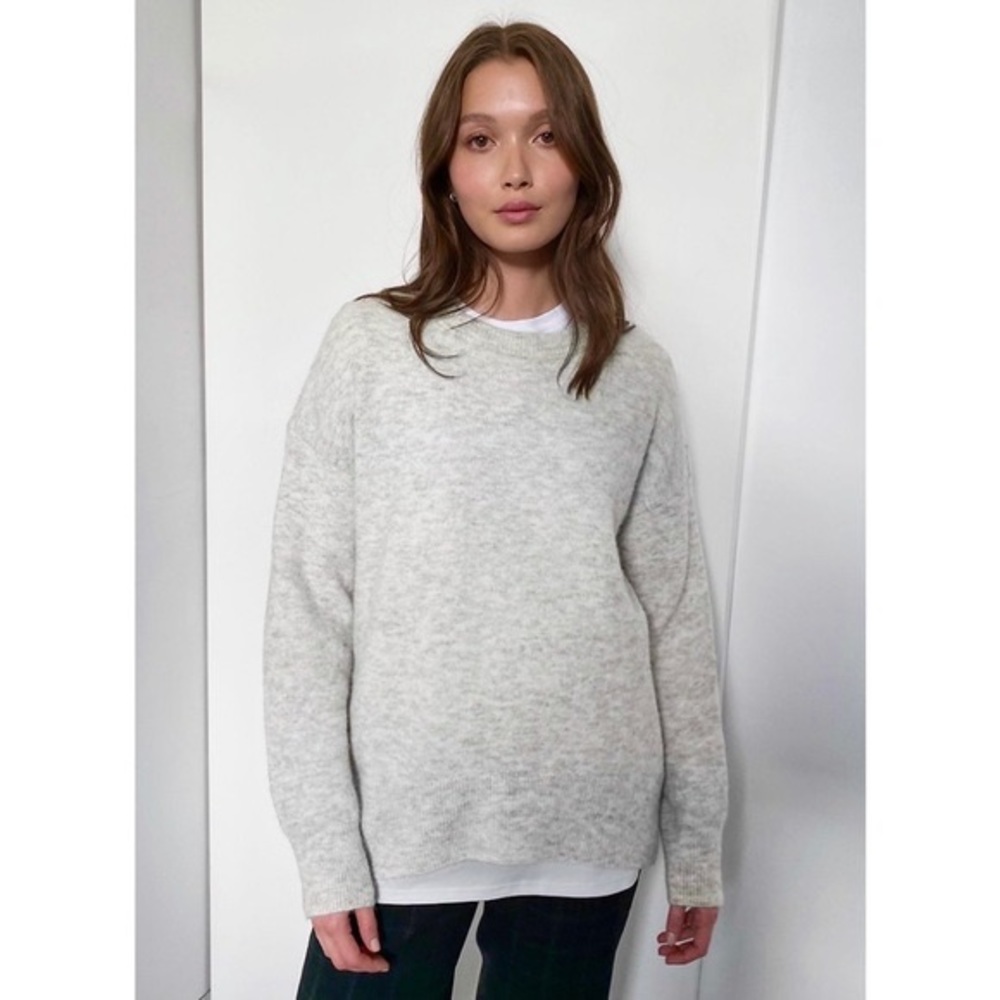 Aritzia Sweater